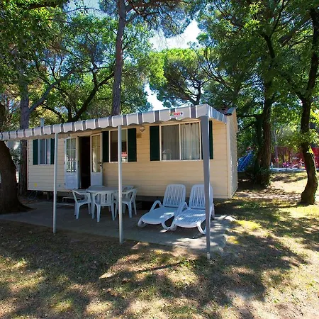 Pineta Village Grado Kompleks wypoczynkowy Belvedere (Friuli Venezia Giulia)