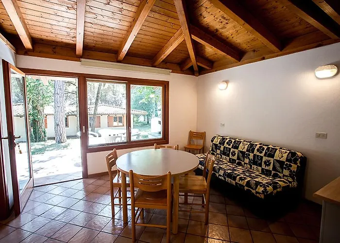 Kompleks wypoczynkowy Pineta Village Grado *